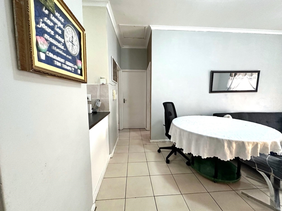 2 Bedroom Property for Sale in Parklands Western Cape